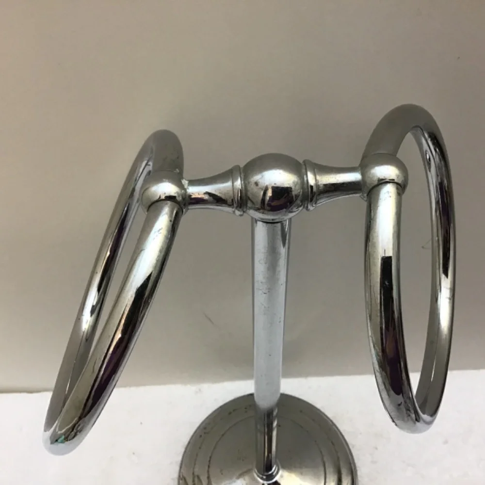 Vtg Silver Colored Towel Stand 12 Inches Tall Home Bath Accents Women Men Decor